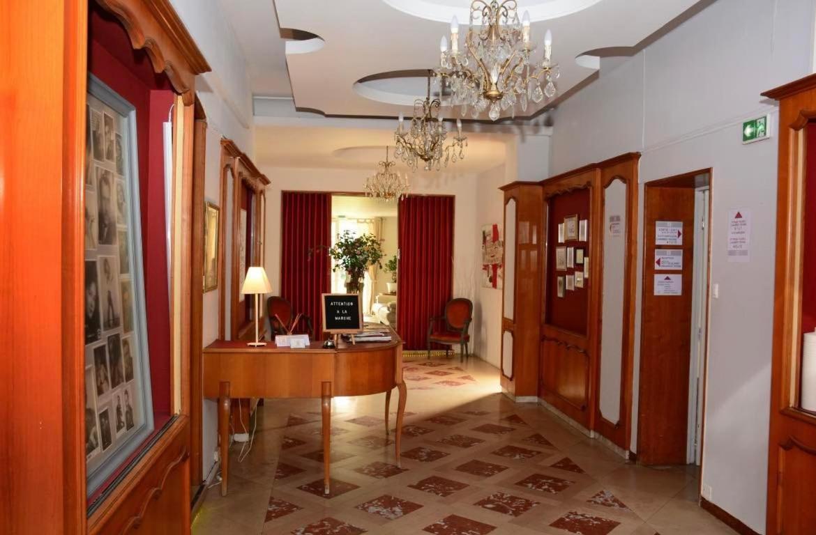 Hotel Joly Armentières Buitenkant foto